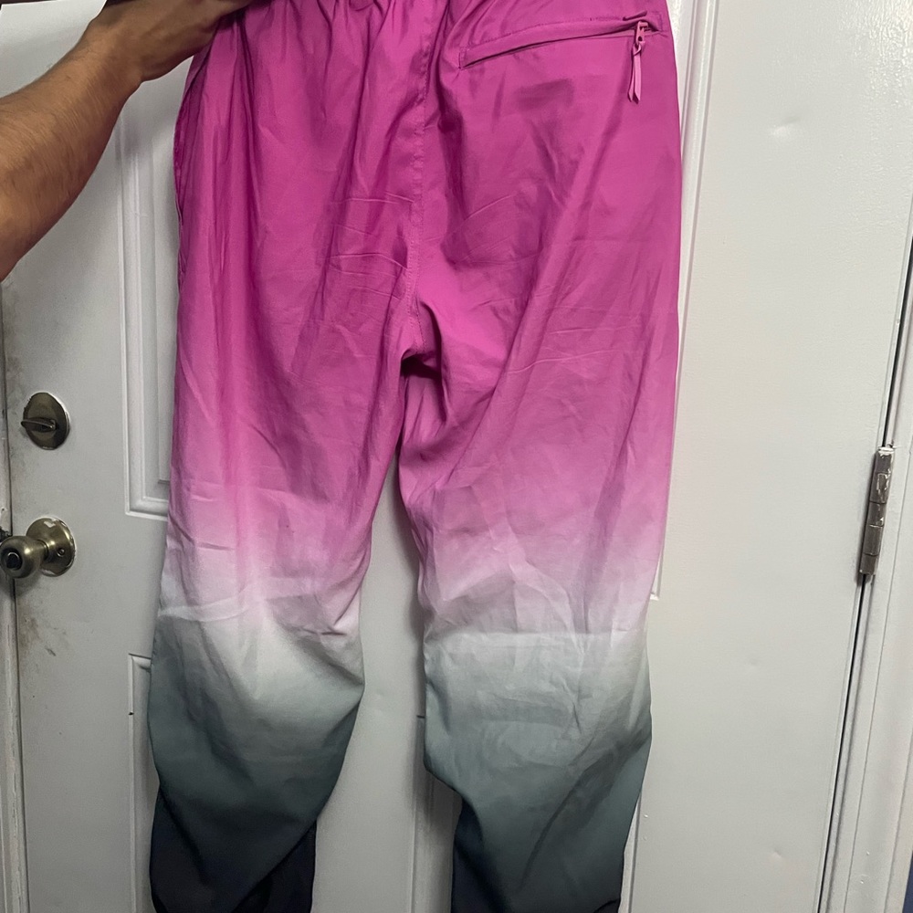 Supreme Gradient Pants - Picture 3 of 3
